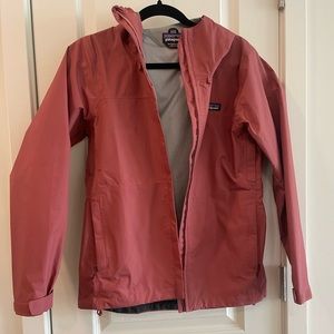 Patagonia Women's Torrentshell Rain Jacket/Rain coat XS